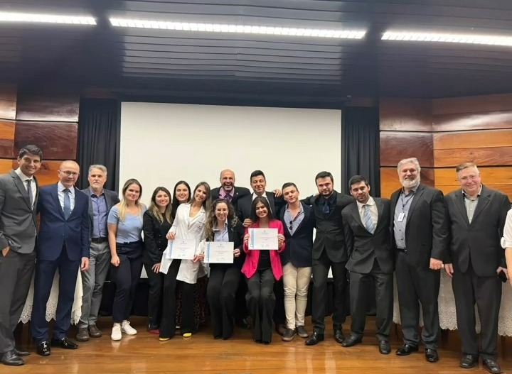 flor-azul-cancer-de-mama