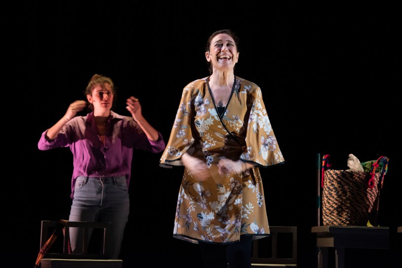 GIULIA BERTOLLI e LILIA CABRAL na peça A LISTA Credito Priscila Prade (4)