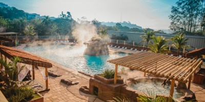parque-aquatico-com-agua-quente